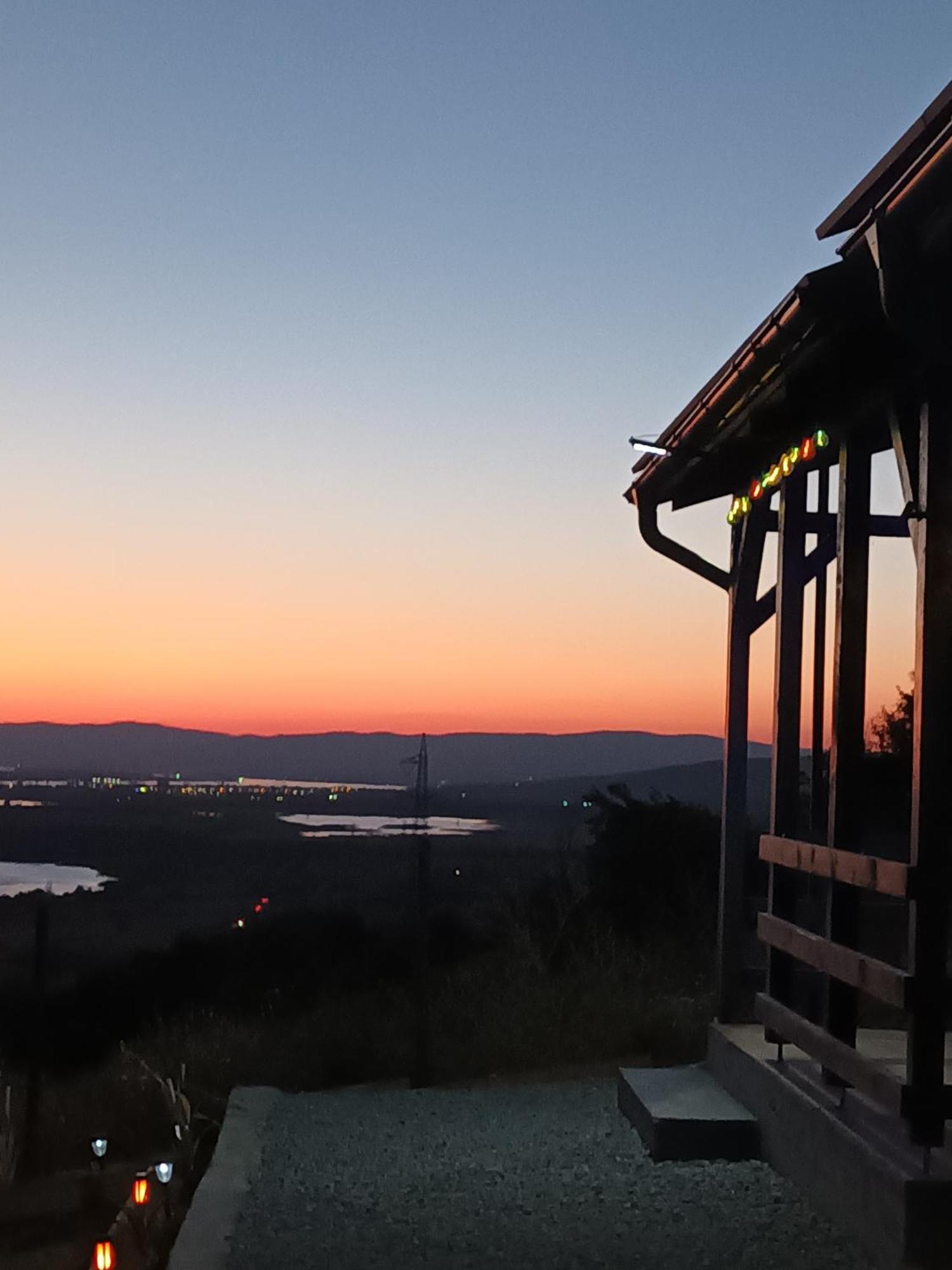 Lodge Panoramic House Pescari
